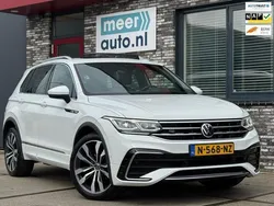 Wit, metallic lak Gebruikt 2021 VW Tiguan R-line SUV | € 31.945 (Eerlijke prijs)