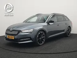 Grijs Gebruikt 2021 Skoda Superb SportLine Stationwagen | € 25.940 (Eerlijke prijs)