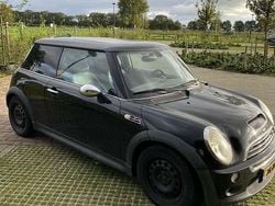 Zwart Gebruikt 2003 Mini Cooper S Hatchback | € 2.000 (Duur)