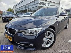 Blauw Gebruikt 2016 BMW 318 Sport Line Stationwagen | € 14.950 (Iets duurder)