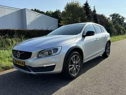 Grijs Gebruikt 2019 Volvo V60 CC Stationwagen | € 17.499 (Eerlijke prijs)