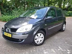 Grijs Gebruikt 2007 Renault Scénic II Business MPV | € 2.249 (Eerlijke prijs)