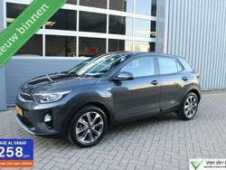 Grijs Gebruikt 2019 Kia Stonic Comfort SUV | € 15.950 (Eerlijke prijs)