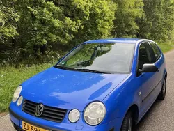Blauw Gebruikt 2004 VW Polo Trendline Hatchback | € 1.000 (Goede deal)