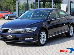 Blauw Gebruikt 2015 VW Passat Highline Sedan | € 12.450 (Goede deal)