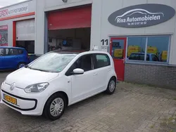 Wit Gebruikt 2016 VW up! move up! Hatchback | € 5.450 (Eerlijke prijs)