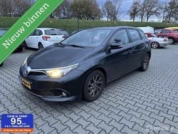 Grijs Gebruikt 2016 Toyota Auris Trend Hatchback | € 6.950