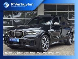 Zwart Gebruikt 2021 BMW X5 M Sport SUV | € 60.450 (Eerlijke prijs)