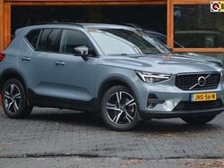 Grijs Gebruikt 2023 Volvo XC40 Plus SUV | € 31.950 (Super prijs)