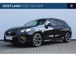 Zwart Gebruikt 2024 BMW 120 Executive Hatchback | € 39.950 (Super prijs)