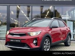 Rood Gebruikt 2020 Kia Stonic SUV | € 15.945 (Goede deal)