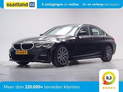 Zwart Gebruikt 2019 BMW 320 Executive Sedan | € 24.309 (Eerlijke prijs)
