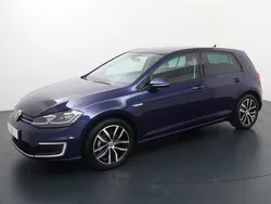 Atlantic blue metallic metallic Gebruikt 2020 VW e-Golf Hatchback | € 14.940 (Eerlijke prijs)