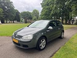Groen Gebruikt 2006 VW Golf V Trendline Hatchback | € 3.399 (Eerlijke prijs)