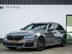 Grijs Gebruikt 2022 BMW 530e M Sport Stationwagen | € 48.995 (Duur)