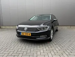 Zwart Gebruikt 2015 VW Passat Highline Stationwagen | € 8.450 (Eerlijke prijs)