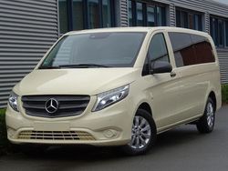 Beige Gebruikt 2017 Mercedes Vito MPV | € 12.450