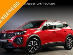Rood Gebruikt 2024 Peugeot e-2008 Active SUV | € 24.885 (Goede deal)