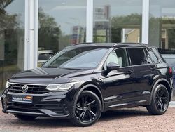 Zwart Gebruikt 2021 VW Tiguan Business+ SUV | € 31.500 (Eerlijke prijs)