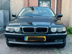 Groen Gebruikt 2001 BMW 735L Sedan | € 10.000