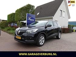 Zwart Gebruikt 2021 Renault Kadjar Zen SUV | € 19.750 (Eerlijke prijs)