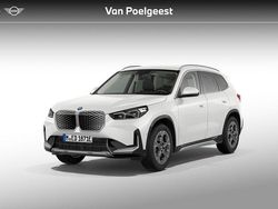 Mineralweiss metallic (wit metallic) Nieuw 2025 BMW iX1 SUV | € 46.343