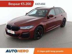 Rood Gebruikt 2023 BMW 530e M Sport Stationwagen | € 42.449 (Goede deal)