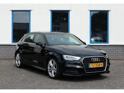 Zwart Gebruikt 2018 Audi A3 S-Line Hatchback | € 16.950 (Eerlijke prijs)
