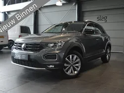 Grijs Gebruikt 2021 VW T-Roc Style SUV | € 23.500 (Goede deal)