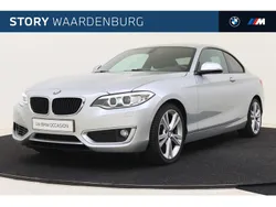 Glaciersilber Gebruikt 2017 BMW 218 Executive Coupé | € 20.850 (Eerlijke prijs)