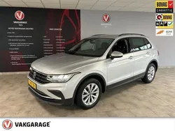Grijs Gebruikt 2021 VW Tiguan Life SUV | € 24.450 (Goede deal)