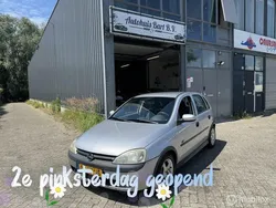 Grijs Gebruikt 2003 Opel Corsa Comfort Hatchback | € 2.299 (Iets duurder)