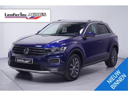 Grijs Gebruikt 2018 VW T-Roc Style SUV | € 17.950