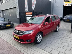 Rood Gebruikt 2014 Dacia Logan MCV Prestige Stationwagen | € 5.499 (Eerlijke prijs)