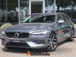 Grijs Gebruikt 2020 Volvo V60 Inscription Stationwagen | € 26.700 (Goede deal)