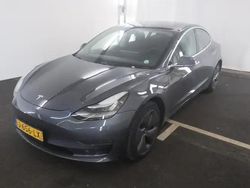 Grijs Gebruikt 2020 Tesla Model 3 Long Range AWD Sedan | € 21.700 (Goede deal)