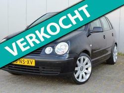 Zwart Gebruikt 2004 VW Polo Hatchback | € 1.945 (Eerlijke prijs)