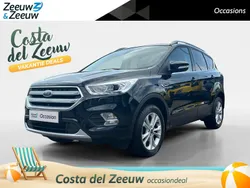 Absolute black (donker zwart) Gebruikt 2017 Ford Kuga Titanium SUV | € 16.940 (Eerlijke prijs)