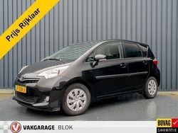 Zwart Gebruikt 2012 Toyota Verso-S MPV | € 10.450 (Eerlijke prijs)