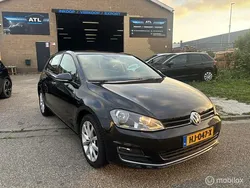 Zwart Gebruikt 2015 VW Golf VII Highline Hatchback | € 9.750 (Goede deal)