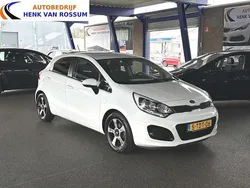 Wit Gebruikt 2014 Kia Rio Plus Hatchback | € 4.950 (Goede deal)