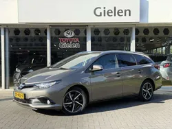 Grijs Gebruikt 2019 Toyota Auris Touring Sports Stationwagen | € 15.900 (Eerlijke prijs)
