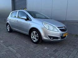 Grijs Gebruikt 2008 Opel Corsa Enjoy Hatchback | € 1.999 (Goede deal)