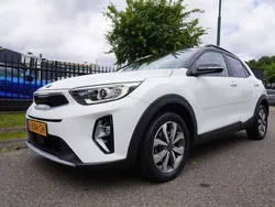Wit Gebruikt 2021 Kia Stonic Plus SUV | € 16.945 (Eerlijke prijs)