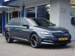 Grijs Gebruikt 2021 Skoda Superb SportLine Stationwagen | € 28.950 (Iets duurder)