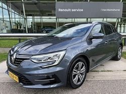 Grijs Gebruikt 2021 Renault Mégane GrandTour Intens Stationwagen | € 16.400 (Eerlijke prijs)
