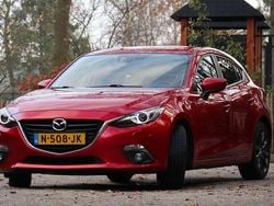 Rood Gebruikt 2016 Mazda 3 Nakama Hatchback | € 11.900 (Goede deal)