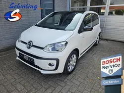 Wit Gebruikt 2016 VW up! CLUB Hatchback | € 9.400 (Eerlijke prijs)