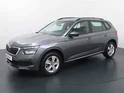 Grijs Gebruikt 2022 Skoda Kamiq Ambition SUV | € 18.940 (Eerlijke prijs)