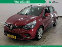 Rood Gebruikt 2019 Renault Clio GrandTour Zen Stationwagen | € 9.950 (Eerlijke prijs)